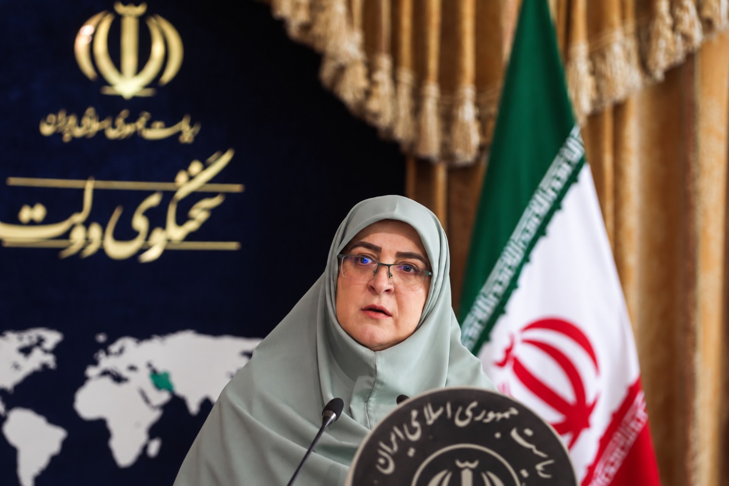 مهاجرانی: برای ادامه تعاملات علمی با جهان آماده مذاکرهایم
