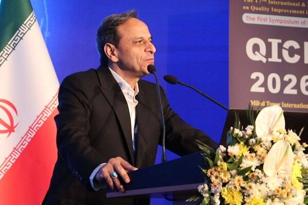 هشدار درباره تفسیر نتایج آزمایش با هوش مصنوعی؛ تشخیص و تجویز را به AI نسپارید