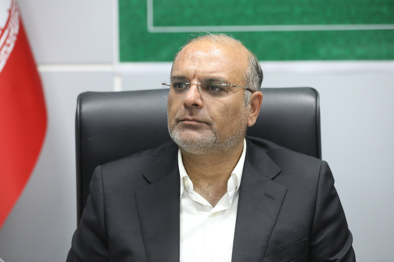 انتقاد نایبرئیس کمیسیون بهداشت مجلس از مدیریت بازار ارز؛ کمبود و گرانی دارو ادامه دارد